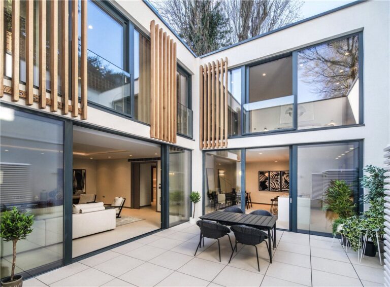 Abbey Road, St John’s Wood: Modern Luxury in a Private Mews Setting