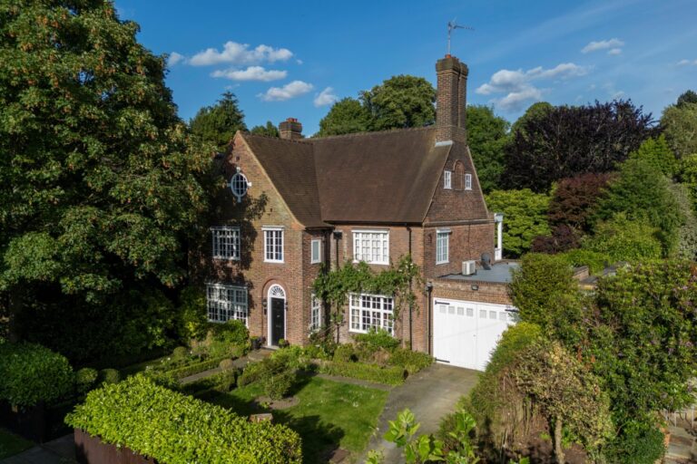 Wildwood Rise, Hampstead Garden Suburb, NW11: A Refined Detached Family Residence